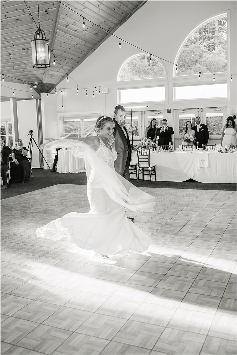 Couple dance together for Rachel Campbell Photography