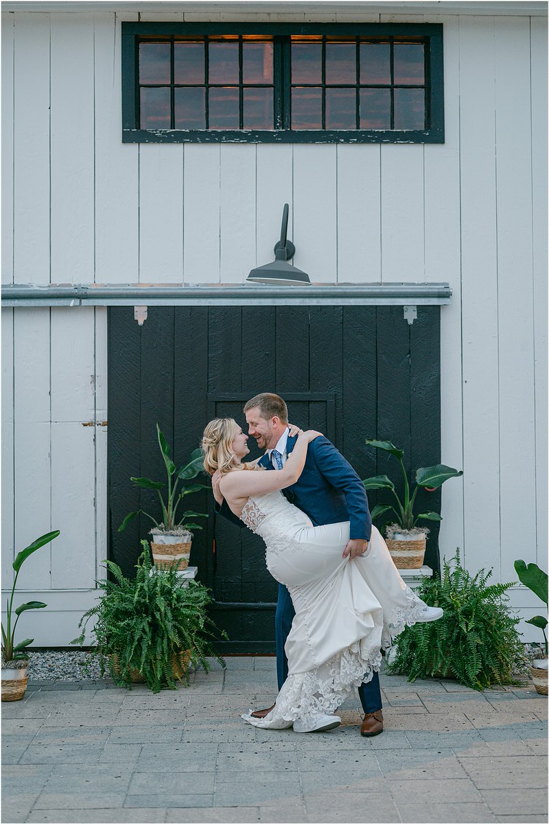 Couple dance together for Rachel Campbell Photography